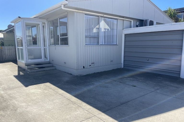 Photo of property in 3/14 Burdale Street, Riccarton, Christchurch, 8011