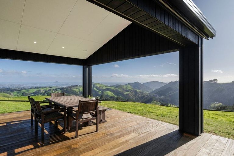 Photo of property in 668 Kaitemako Road, Welcome Bay, Tauranga, 3175