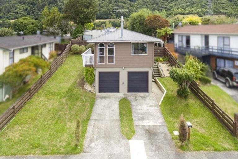 Photo of property in 156 California Drive, Totara Park, Upper Hutt, 5018