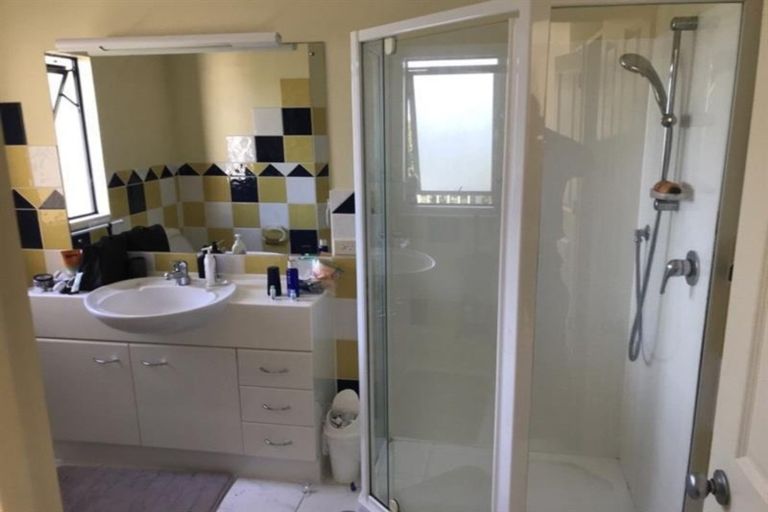 Photo of property in 5a Melissa Place, Farm Cove, Auckland, 2012