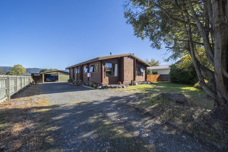 Photo of property in 66 Luxmore Drive, Te Anau, 9600
