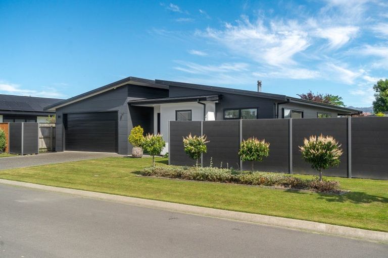 Photo of property in 19 Plains Avenue, Masterton, 5810