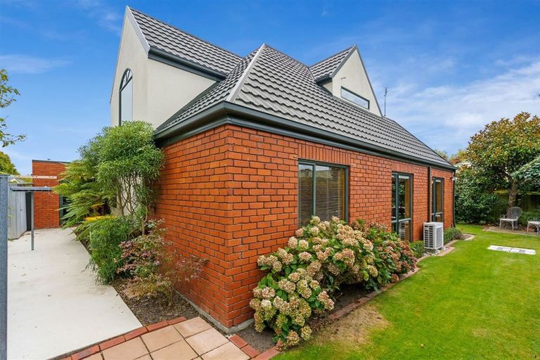 Photo of property in 6 Croftfield Place, Westmorland, Christchurch, 8025