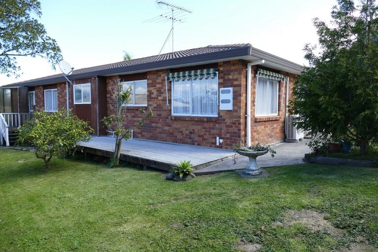 Photo of property in 2/9 Akehurst Avenue, New Lynn, Auckland, 0600