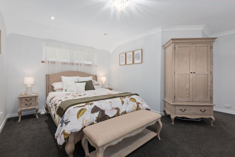 Photo of property in 22 Kahurangi Heights, Aotea, Porirua, 5024