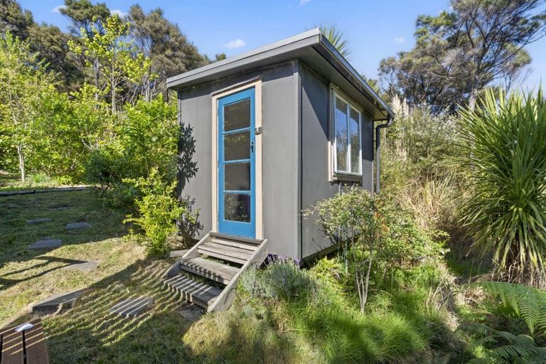 Photo of property in 194 Kauri Mountain Road, Taiharuru, Onerahi, 0192