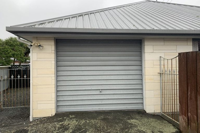 Photo of property in 77b Oxford Street, Hampstead, Ashburton, 7700