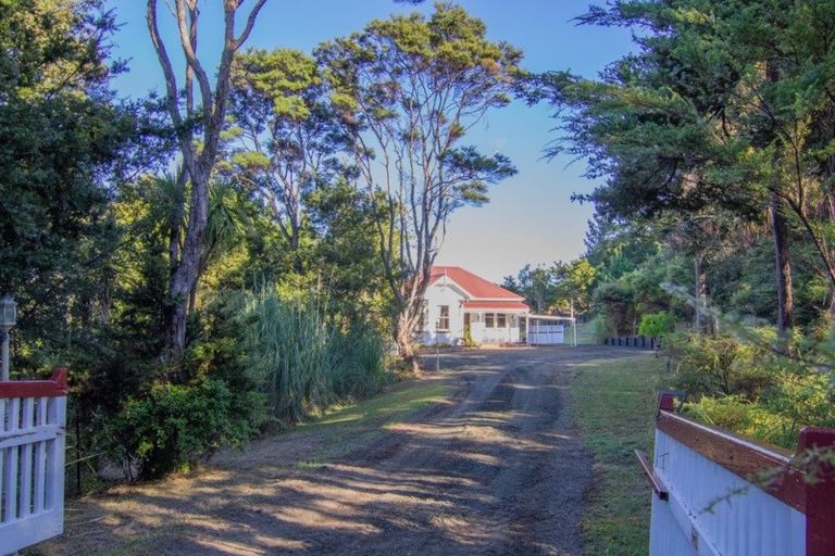 Photo of property in Burke Road, Makarau, Kaukapakapa, 0984