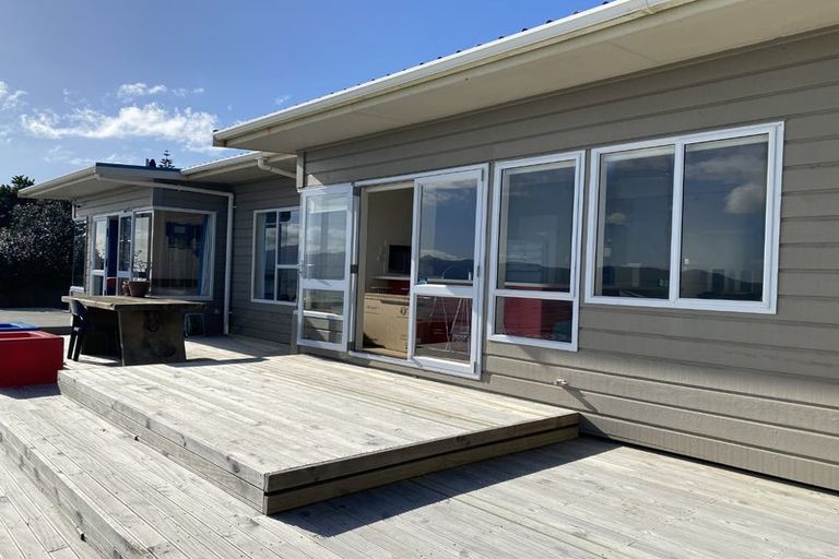 Photo of property in 113 Rosetta Road, Raumati South, Paraparaumu, 5032