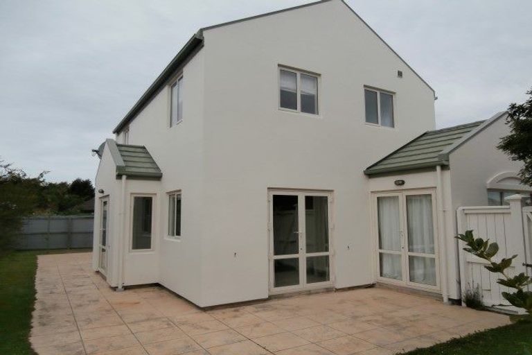 Photo of property in 150 Avonhead Road, Avonhead, Christchurch, 8042