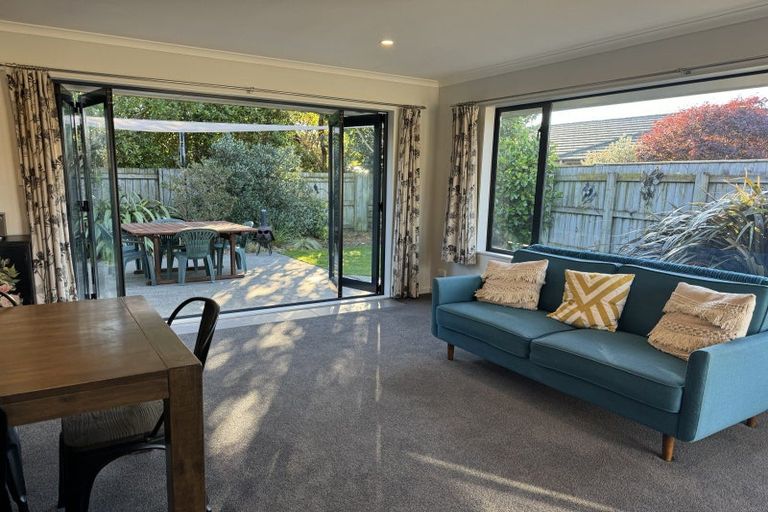 Photo of property in 6 Waipatere Court, Ashhurst, 4810