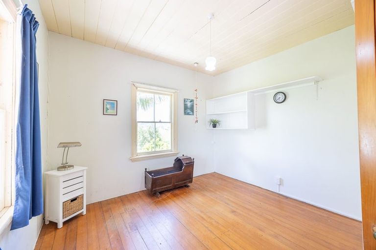 Photo of property in 847b Pouto Road, Te Kopuru, 0371