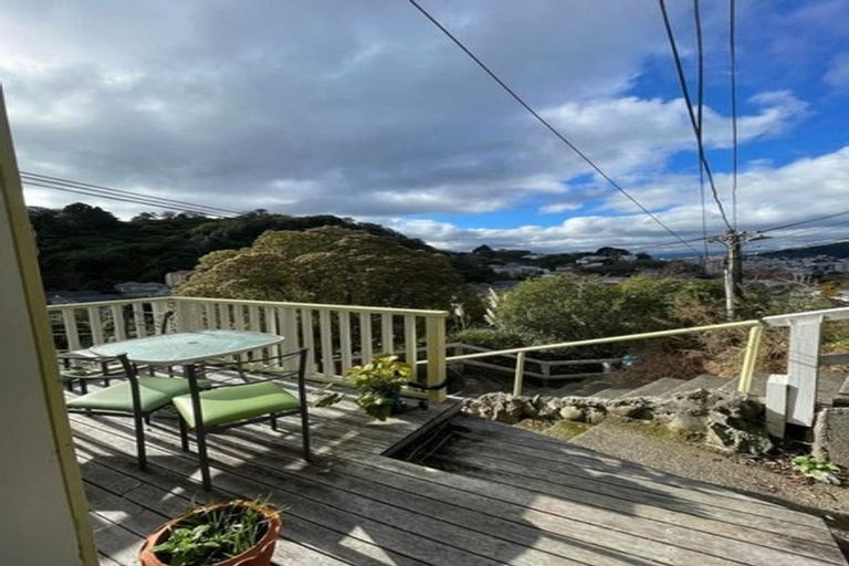Photo of property in 22 Durham Street, Aro Valley, Wellington, 6021