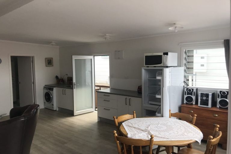 Photo of property in 118 Aberdeen Place, Whangamata, 3620