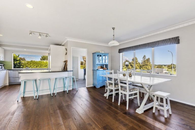 Photo of property in 27 Stella Drive, Clarks Beach, 2122