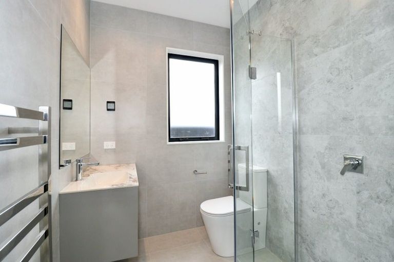 Photo of property in 13 Ngakau Road, Karaka, 2113