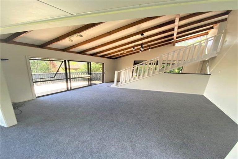 Photo of property in 24b Barberton Terrace, Red Hill, Papakura, 2110