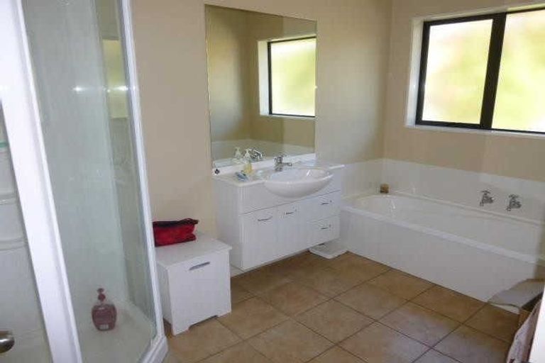 Photo of property in 30 Falconridge Place, Shirley, Christchurch, 8061