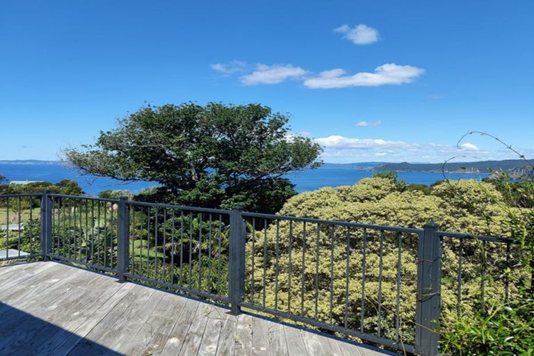 Photo of property in 15 Puriri Place, Tuateawa, Coromandel, 3583