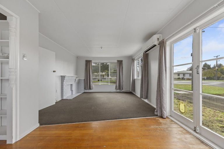 Photo of property in 10 Ward Street, Raetihi, 4632