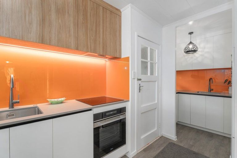 Photo of property in 8 Simpson Place, Whitianga, 3510