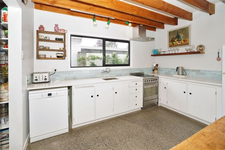 Photo of property in 46 Bernard Street, Chedworth, Hamilton, 3210