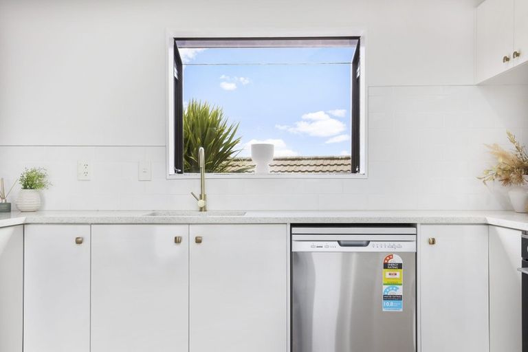 Photo of property in 4 Leyton Place, Nawton, Hamilton, 3200