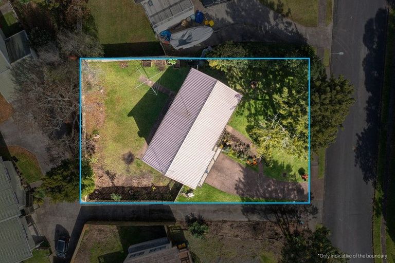 Photo of property in 10 Eagleson Street, Northcross, Auckland, 0632