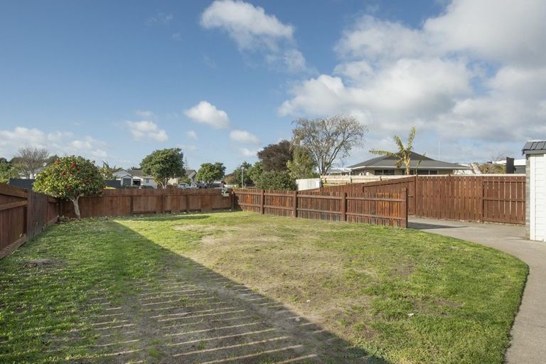 Photo of property in 15a Belray Place, Papamoa Beach, Papamoa, 3118