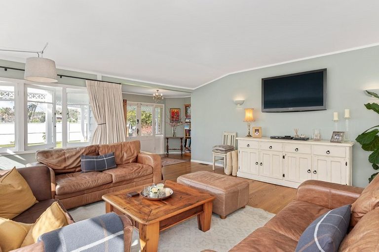 Photo of property in 108 Ladies Mile, Manly, Whangaparaoa, 0930