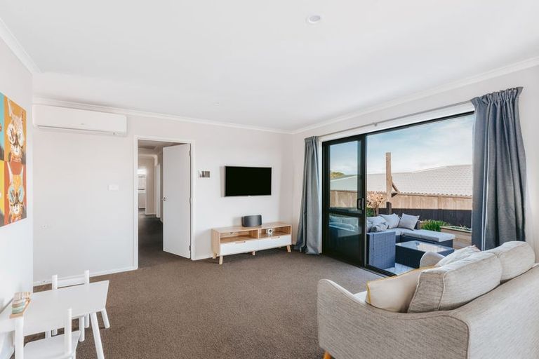 Photo of property in 14 Ridge Drive, Omokoroa, 3114