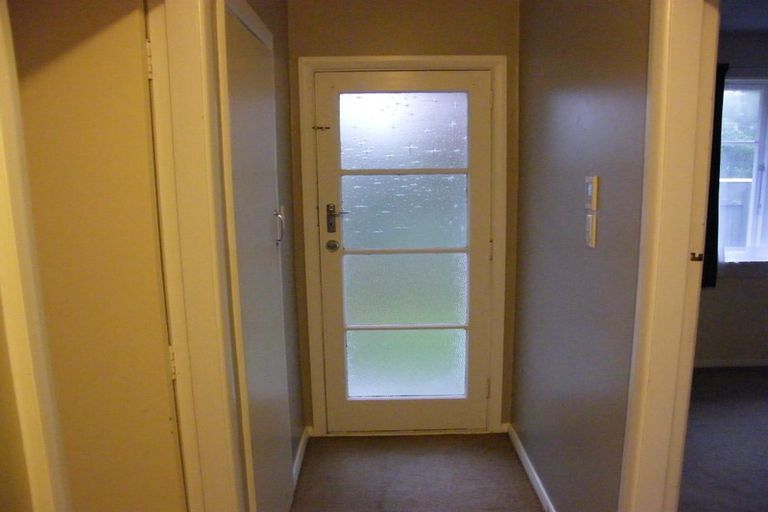 Photo of property in 2/31 Ararino Street, Trentham, Upper Hutt, 5018