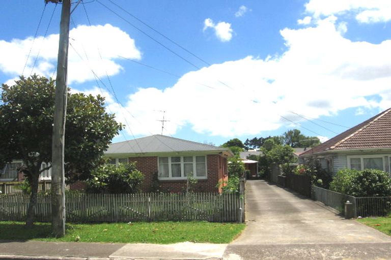Photo of property in 15 Aranui Road, Mount Wellington, Auckland, 1060