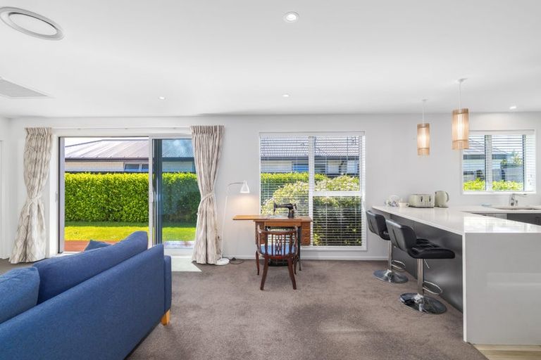 Photo of property in 58 Bradwell Crescent, Halswell, Christchurch, 8025