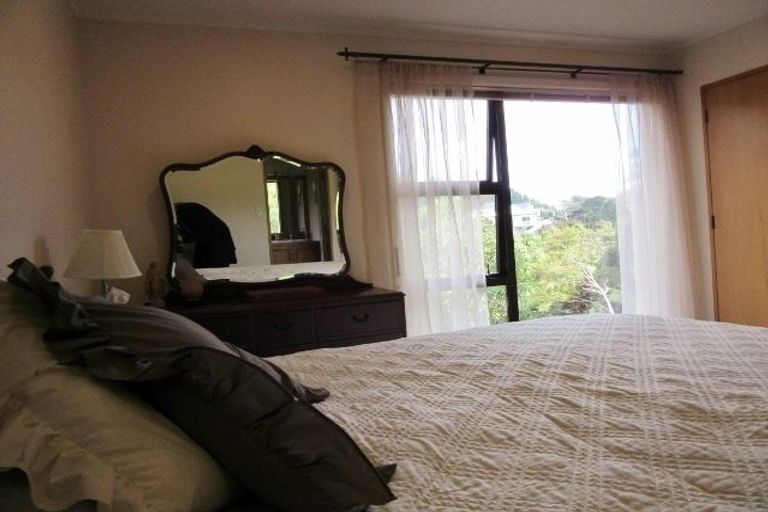 Photo of property in 20 Exploration Way, Whitby, Porirua, 5024