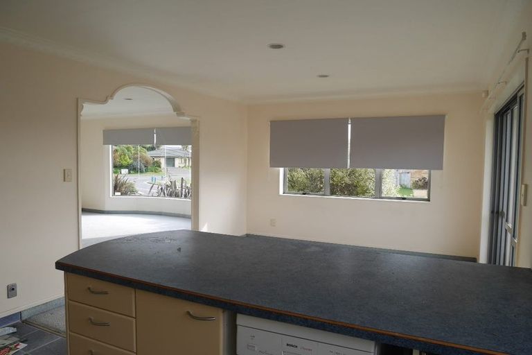 Photo of property in 151 Realm Drive, Paraparaumu, 5032