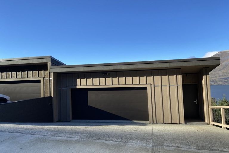 Photo of property in 48b Dart Place, Fernhill, Queenstown, 9300