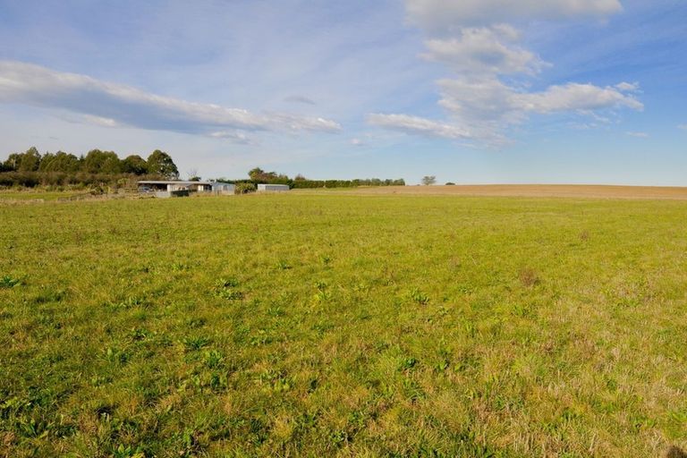Photo of property in 192 Waihao Back Road, Waimate, 7979