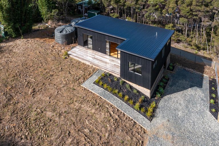 Photo of property in 50 Schoolhouse Bay Road, Kawau Island, 0920