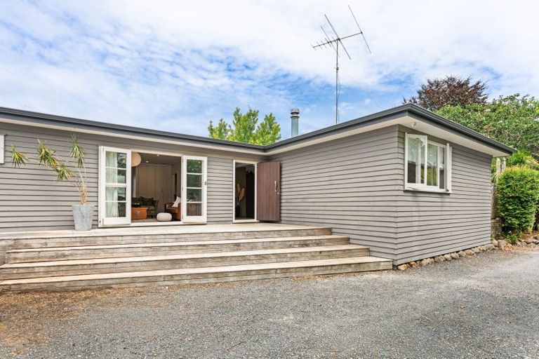 Photo of property in 37 Haruru Falls Road, Haruru, 0204