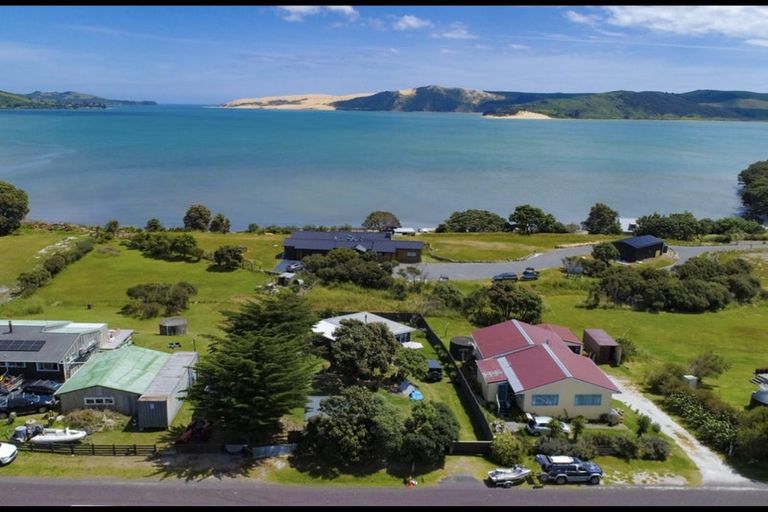 Photo of property in 29 Koutu Point Road, Opononi, Kaikohe, 0473