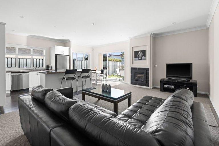 Photo of property in 22 Pacific Avenue, Poraiti, Napier, 4112
