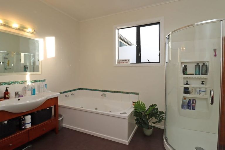 Photo of property in 86 Airedale Road, Weston, Oamaru, 9492