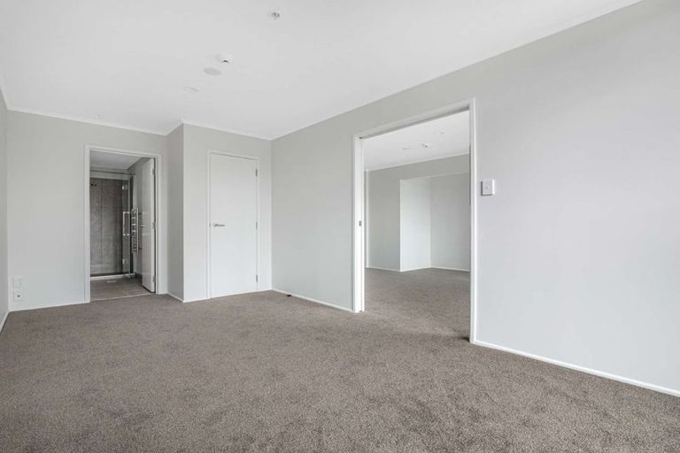 Photo of property in 10d/30 Westward Ho, Glen Eden, Auckland, 0602