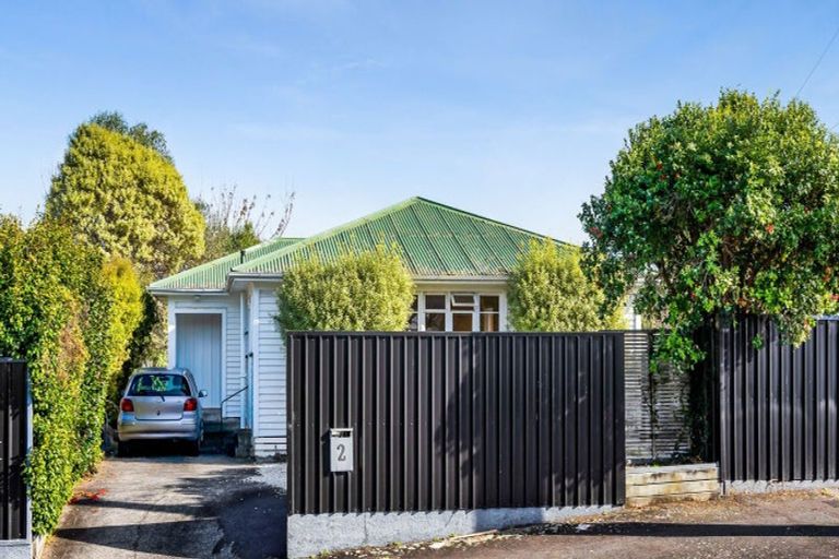 Photo of property in 2 Awanui Street, Merrilands, New Plymouth, 4312