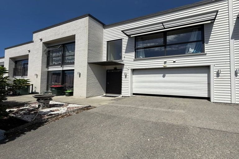 Photo of property in 90 Matairangi Avenue, Totara Heights, Auckland, 2105