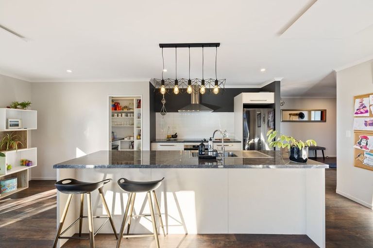 Photo of property in 5 Catchpole Place, Woodend, 7610