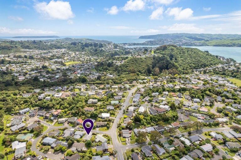 Photo of property in 3 Bowline Place, Whitby, Porirua, 5024