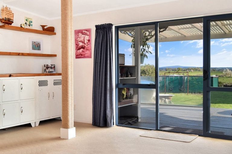 Photo of property in 242 Pukehina Parade, Pukehina, Te Puke, 3189