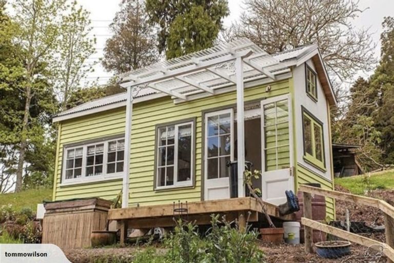 Photo of property in 197 Parker Road, Oratia, Auckland, 0604